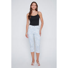 2612000 - Stripe Print Stud Pocket Capris - Pennita