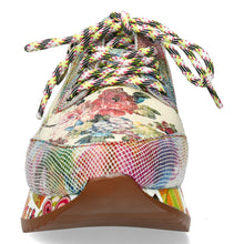 Delphine 06 - Vintage Trainer - Pennita