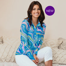 A43160 - Psychedelic Wavy Buttoned Top