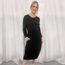 2140-23 - Long Sleeve Textured Pocket Dress