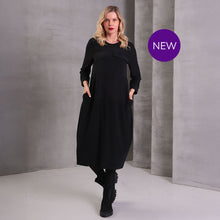 2140-23 - Long Sleeve Textured Pocket Dress
