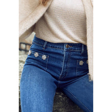 253866 - Diamanté Star Trim Jeans