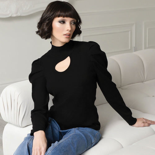 EW35026 - Key Hole Top with Gathered Shoulder Details