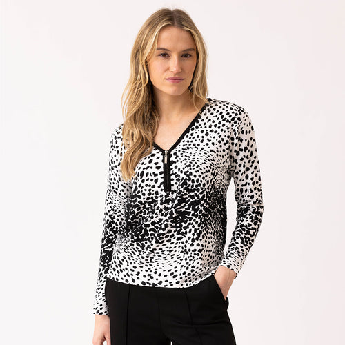 7995 - Mottled Zip Top