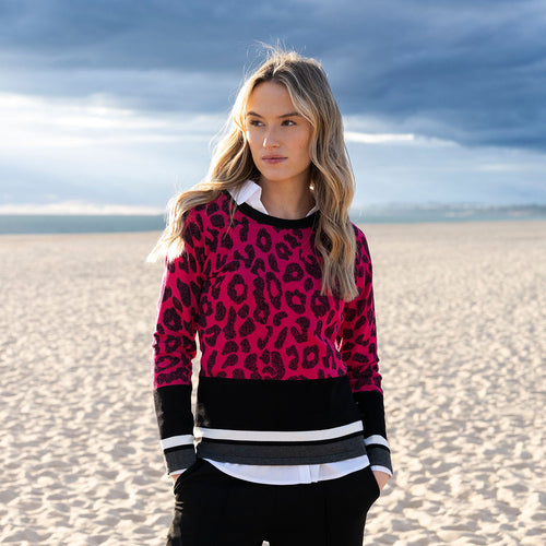 7997 - Animal Stripe Contrast Top