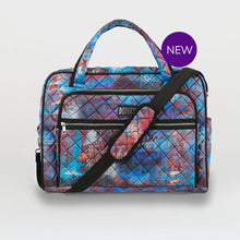 75972 - Quilted Travel Bag ‘The Blue City by Annette Schmucker’