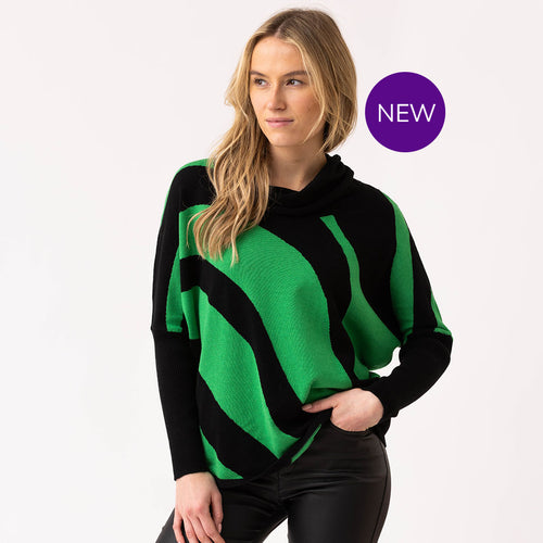 8068 - Oversized Cowl Sweater