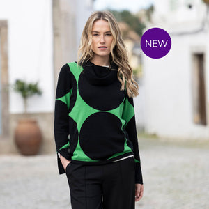 8076 - Cowl Circle Top