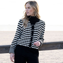 8078 - Striped Textured Jacket