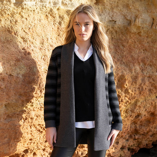 8102 - Two Tone Pocket Cardi