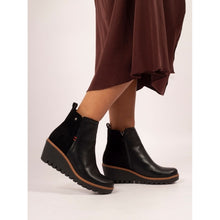 GLB223 - ‘Pixie’ Wedge Boot