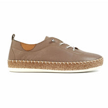 FLE050 - 'Evie' Leather Plimsole - Taupe