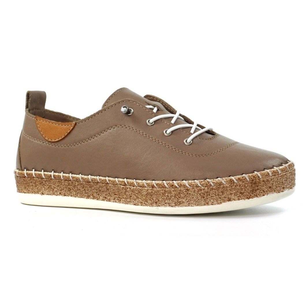 FLE050 - 'Evie' Leather Plimsole - Taupe