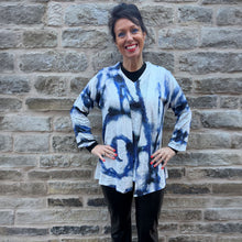 C6521 - Watercolour Two Piece Top & Edge to Edge