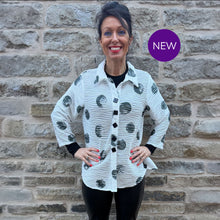 BW5390 - Crinkle Circle Jacket