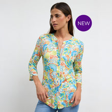 Bruna - Abstract Swirl Buttoned Top