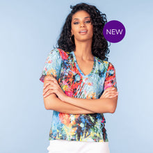 A47437 - Tropical V-Neck Top
