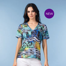 A47595 - Animal Print Top