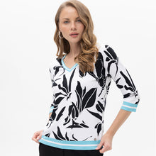 19065 - Patterned Print Turquoise Trim V-Neck Top - Pennita