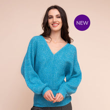 A48022 - Ribbed V-Neck Batwing Sweater