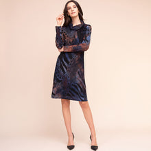 A48202 - Chain Paisley Dress