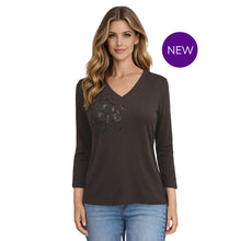 262119 - V-Neck Animal Top - Pennita
