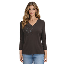 262119 - V-Neck Animal Top - Pennita