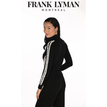 263754 - Embossed Cable Sweater