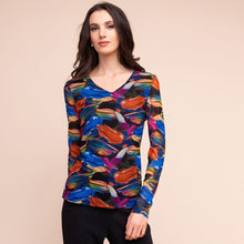 A48332 - V-Neck Long Sleeve Top