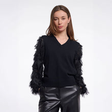 Rhode 7002611 - Fancy Sleeve V-Neck Top