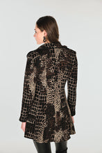 263213 - Giraffe Print Wired Collared Jacket