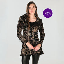 263213 - Giraffe Print Wired Collared Jacket