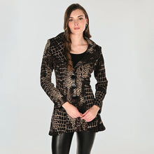 263213 - Giraffe Print Wired Collared Jacket