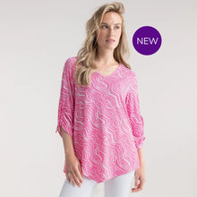 7939 - Wavy Tunic Top