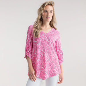 7939 - Wavy Tunic Top