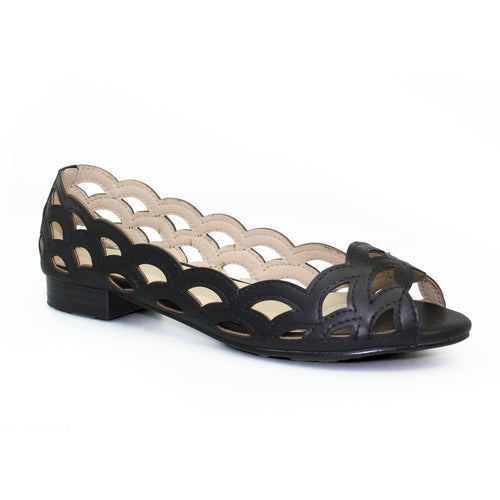 Devine Cut-out Shoe - Pennita